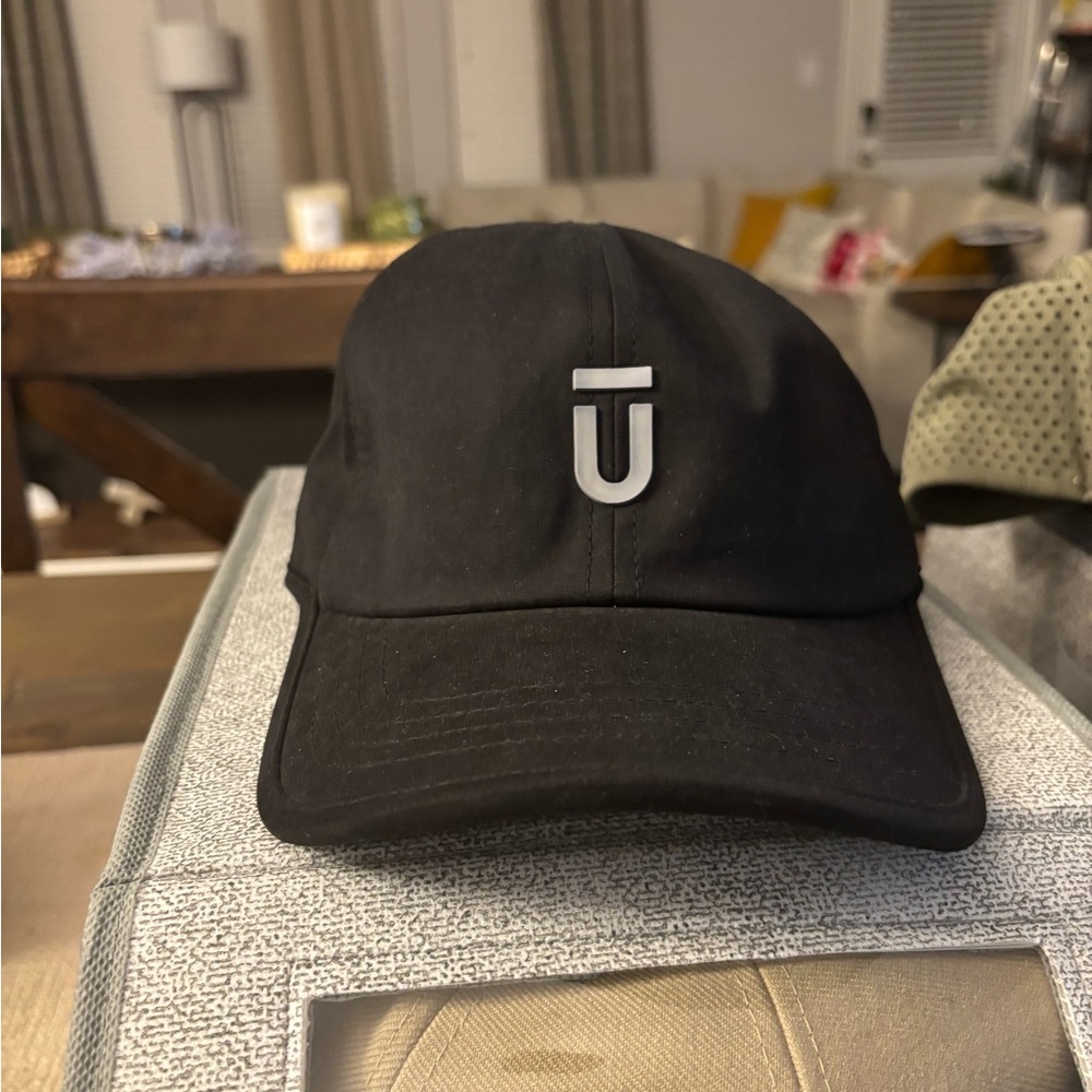 FUL Elastic bungee Cap with Silver Logo